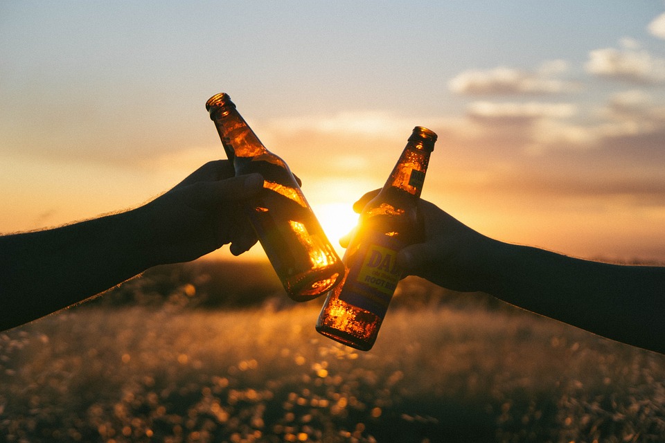 Bien choisir sa tireuse à bière selon son budget et ses besoins
